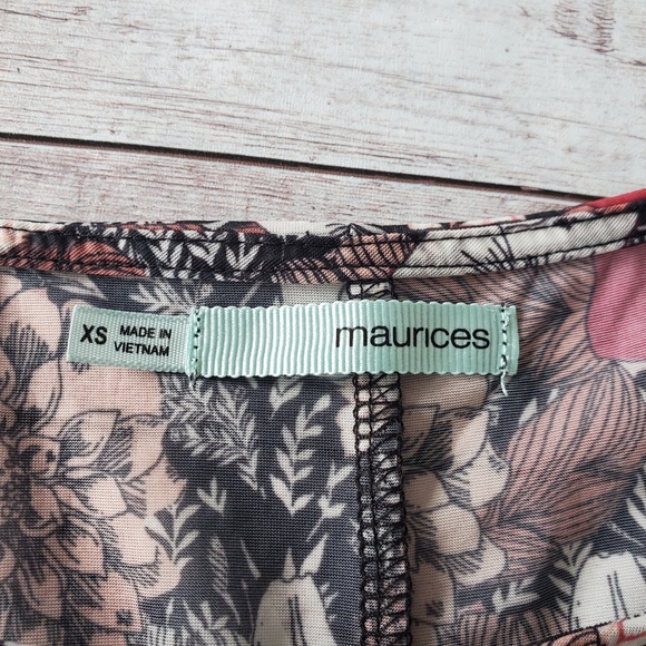 Maurices Floral Blouse - Picture 7 of 7